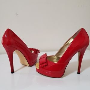 Today's sale NWOT Guess red peeptoe heels